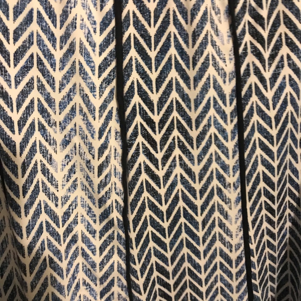 Blue Geometric Pattern Skirt - Picture 5 of 7